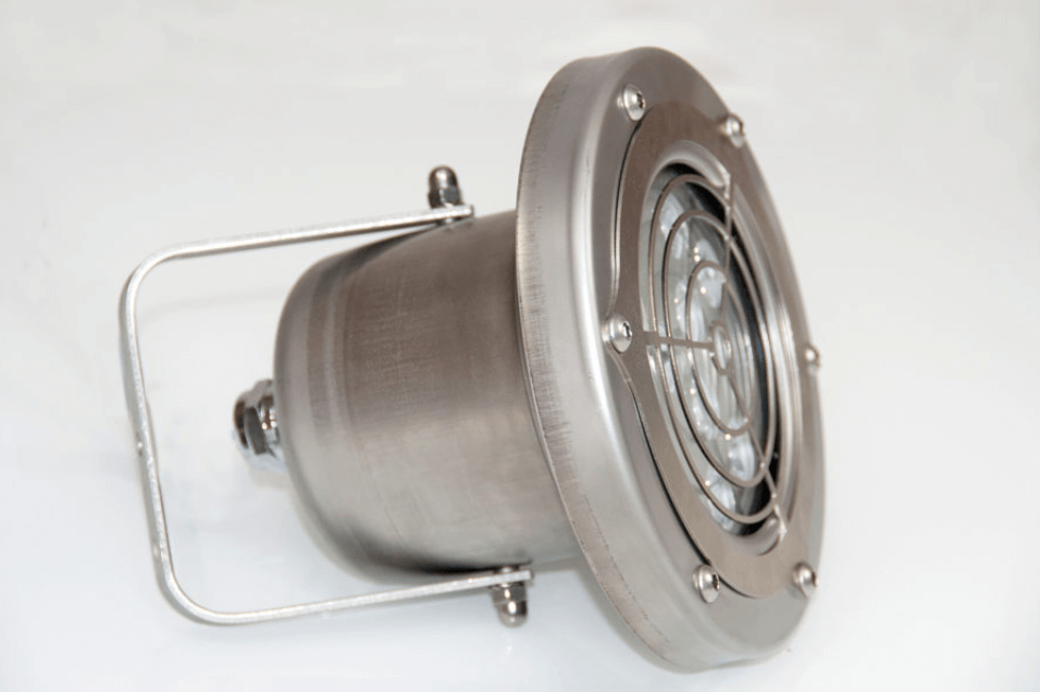 Lake LED 9 диодов, 10°, 11Вт, 12/24V.DC-RGB Lake LED 9 диодов, 10°, 11Вт, 12/24V.DC-RGB